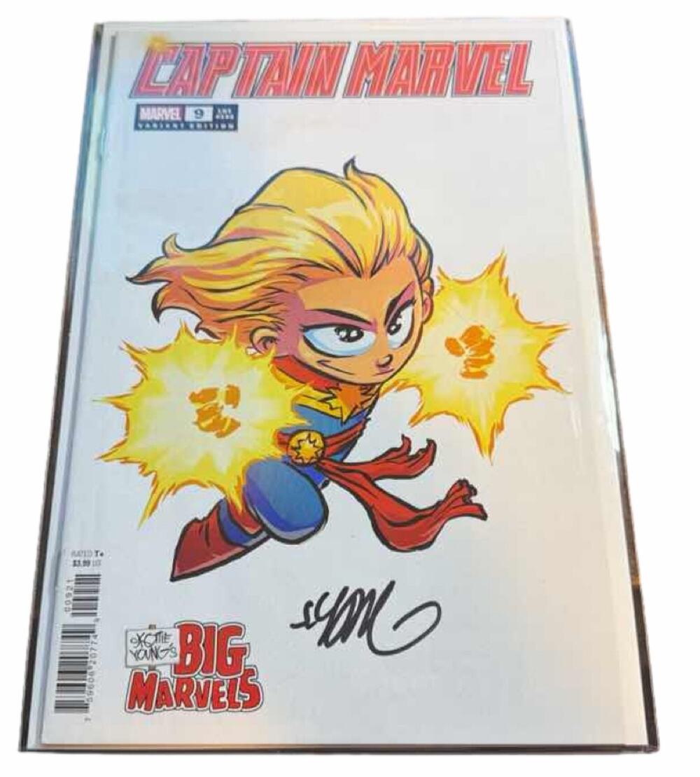 Captain Marvel #9 Skottie Young Big Marvels Variant Signed Comic